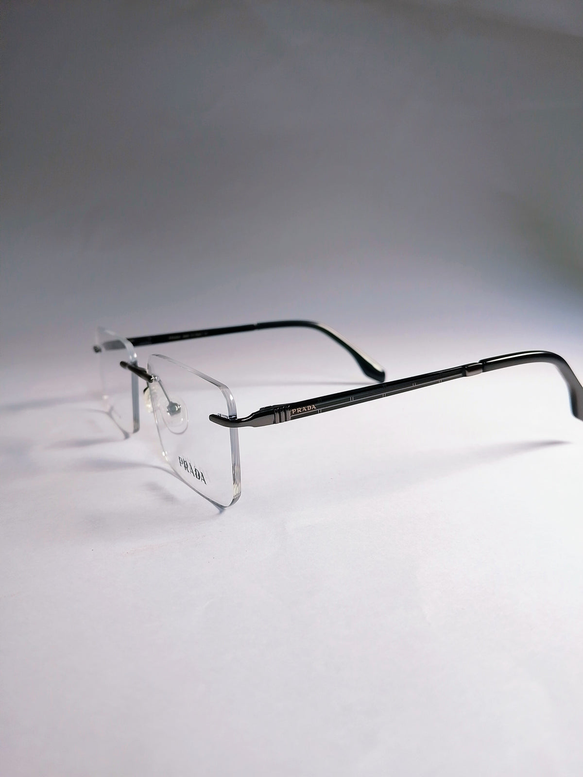 Liora premium quality rimless rectangular frame front view